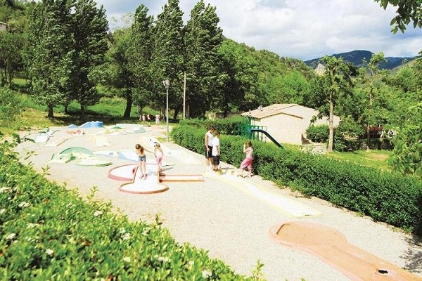 /campings/francia/provenza-alpes-costa-azul/alpes-de-alta-provenza/Domaine du Verdon/camping-domaine-du-verdon-1483056260-xl.jpg